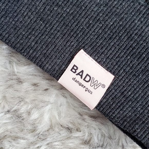 I Love Dangerous Women Unisex Hoodie Pullover - Picture 10 of 10